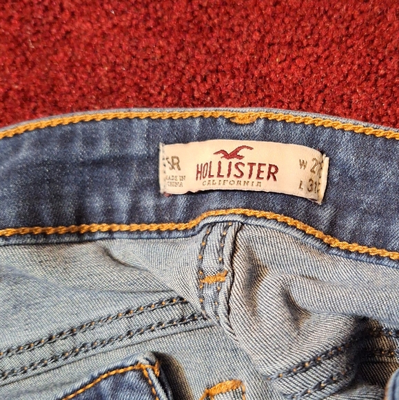 4 pairs of Hollister jeans bundle - Picture 3 of 5